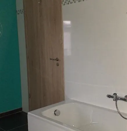 Chez Chantal - Privatif Apartment *